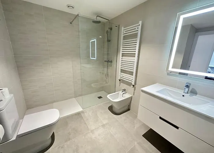 Apartamento Jacinto Benavente 15, 7a Con Parking Gratis By Ybh