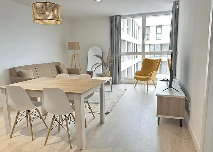 Jacinto Benavente 15, 7a Con Parking Gratis By Ybh * Vigo